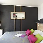 Village Holiday park 4*